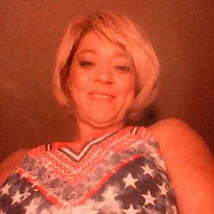 Meet your Posher, Lynette
