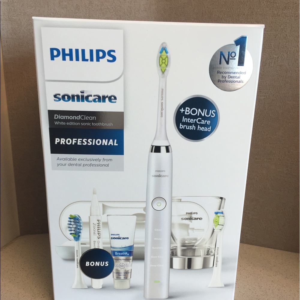 Diamond clean Sonicare toothbrush