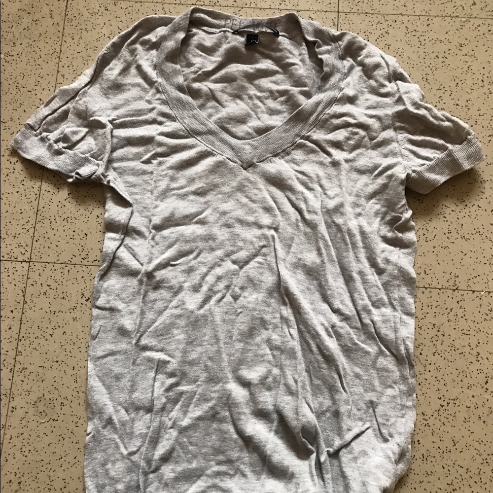 Gap V Neck Tee