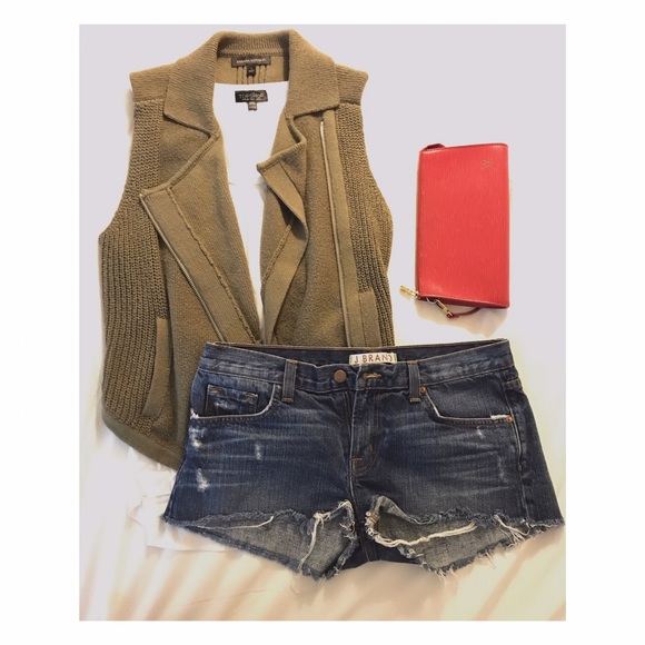 Banana Republic Jackets & Blazers - ⚡️SOLD⚡️ Banana Republic Zip Sweater Vest - Size S