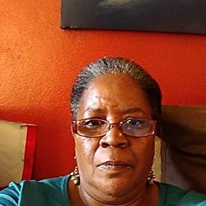 Meet your Posher, Cynthia