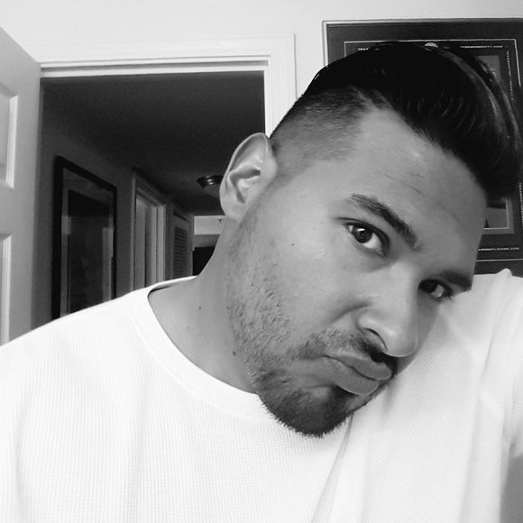 Meet your Posher, Eric - Picture 1 of 1