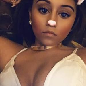 Meet your Posher, Cece