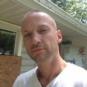 Meet your Posher, Christian