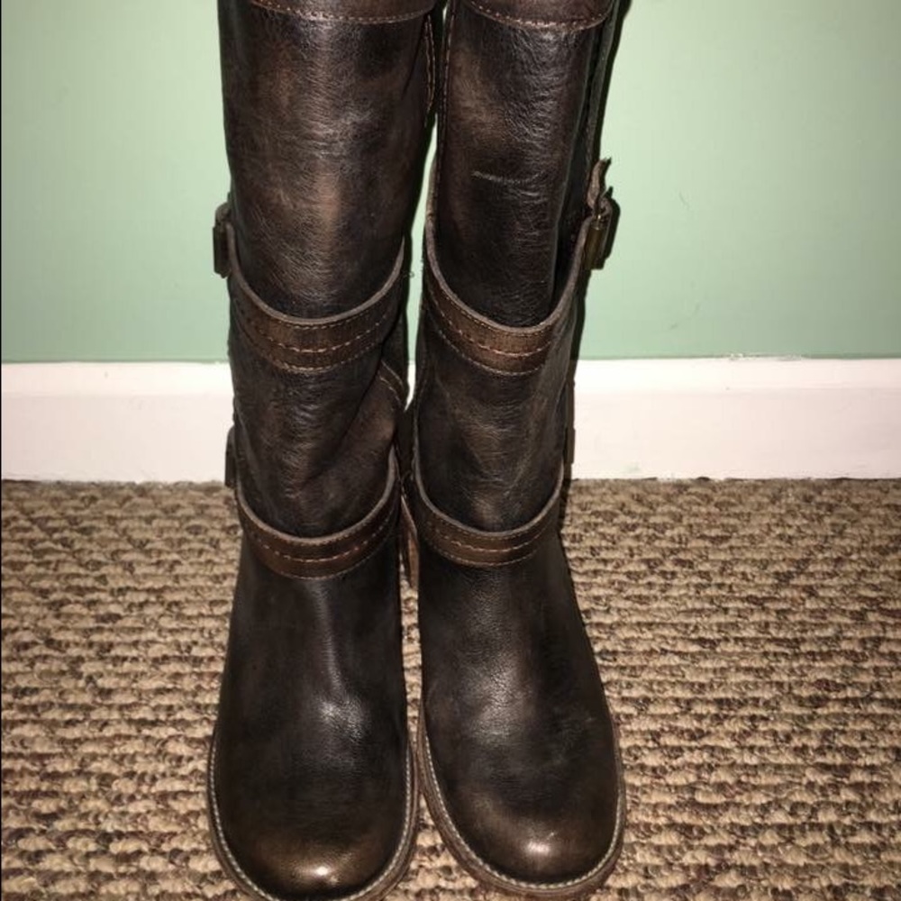 FRYE BOOTS