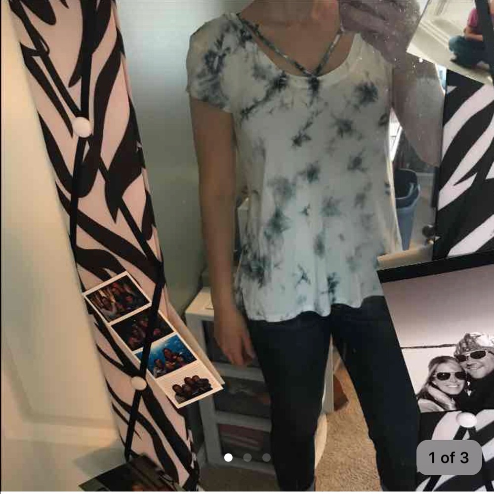 American eagle criss cross top