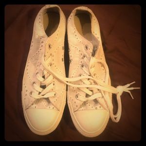 Converse Women's size 9