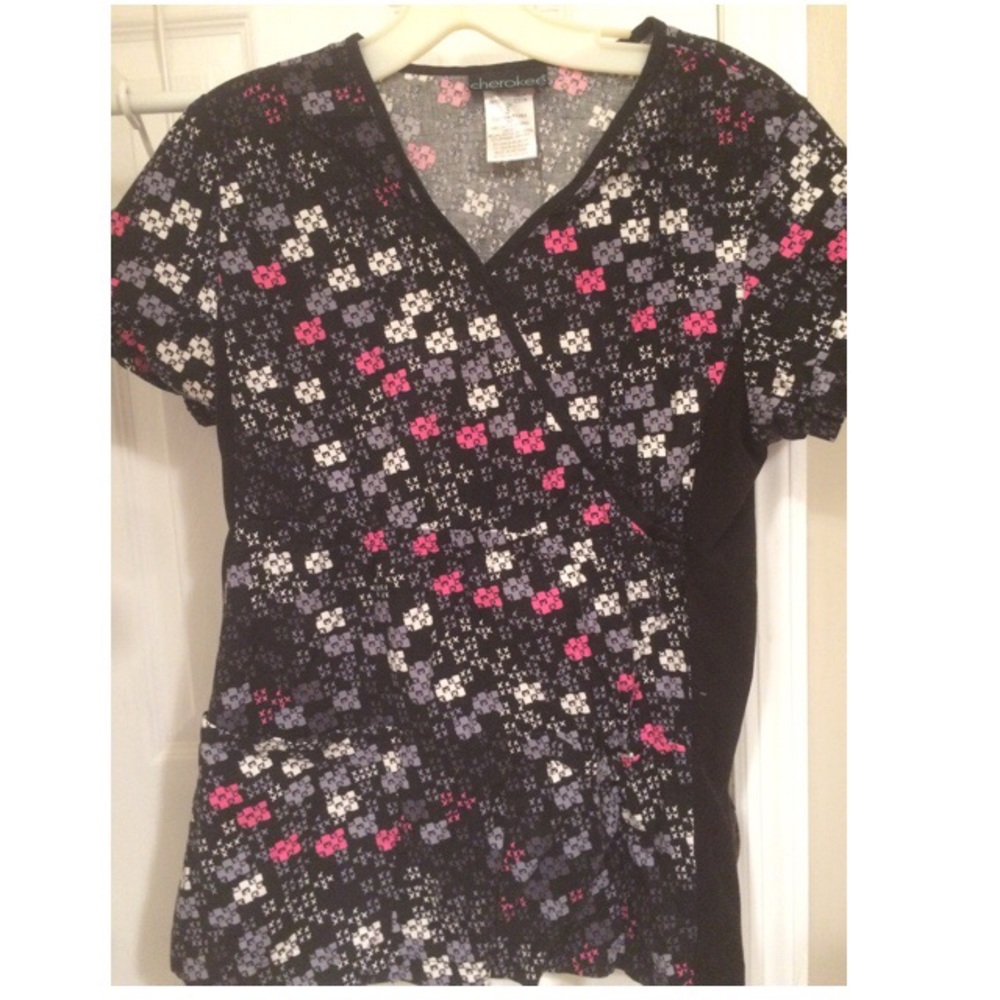Women's scrub top