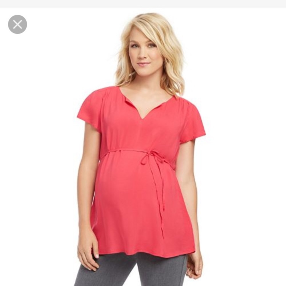 🚫SOLD🚫Pink maternity shirt