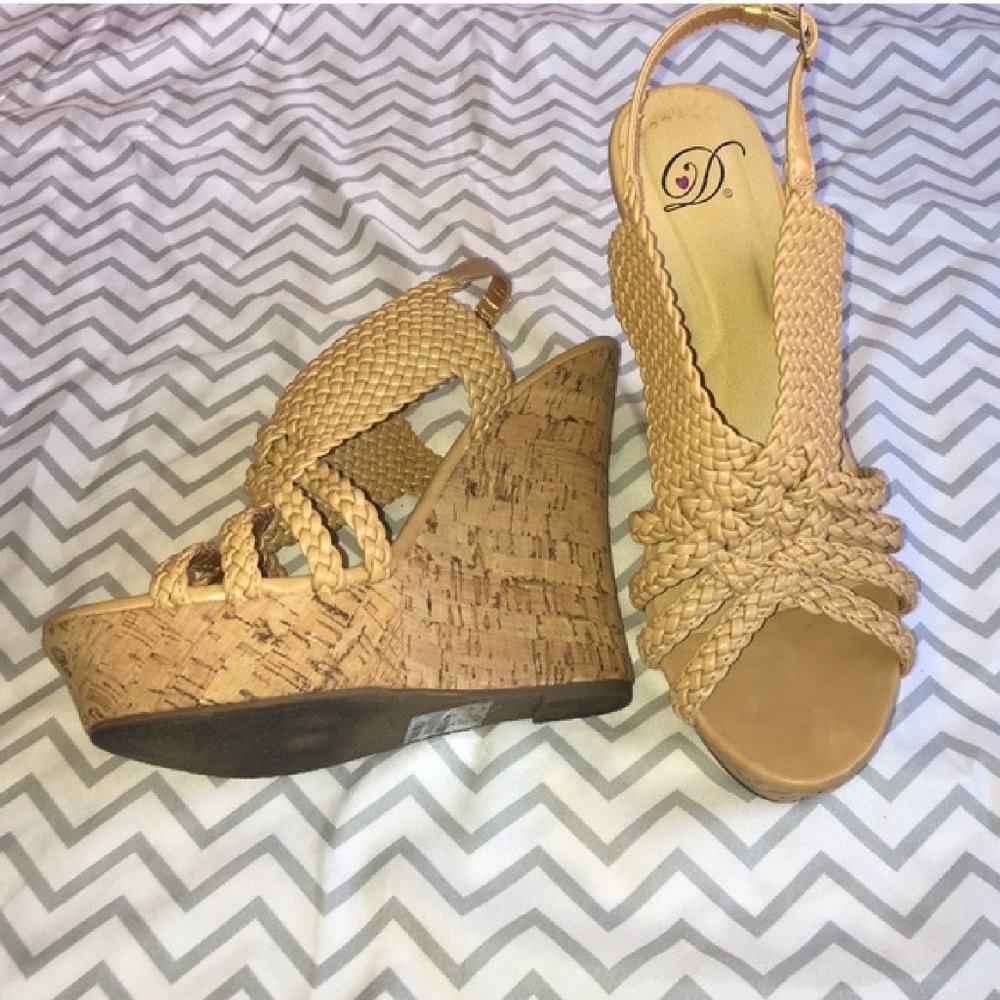 ISO IN SIZE 5.5 OR 6