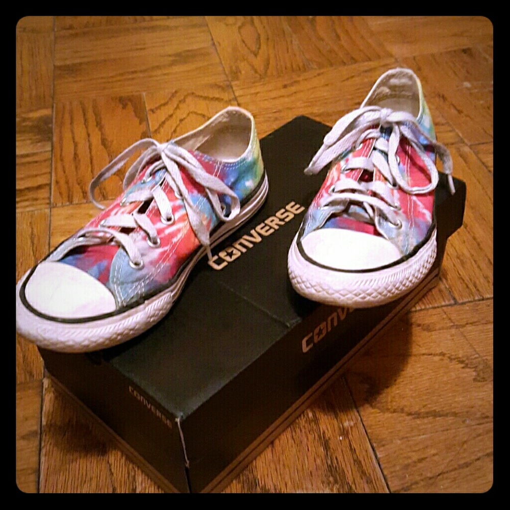 Big girls Tye Dye Converse Sneakers