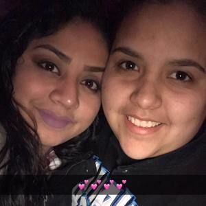 Meet your Posher, Mayra