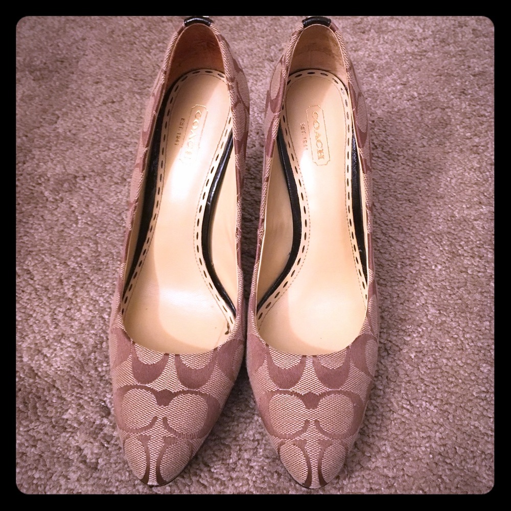 Signature C Coach heels