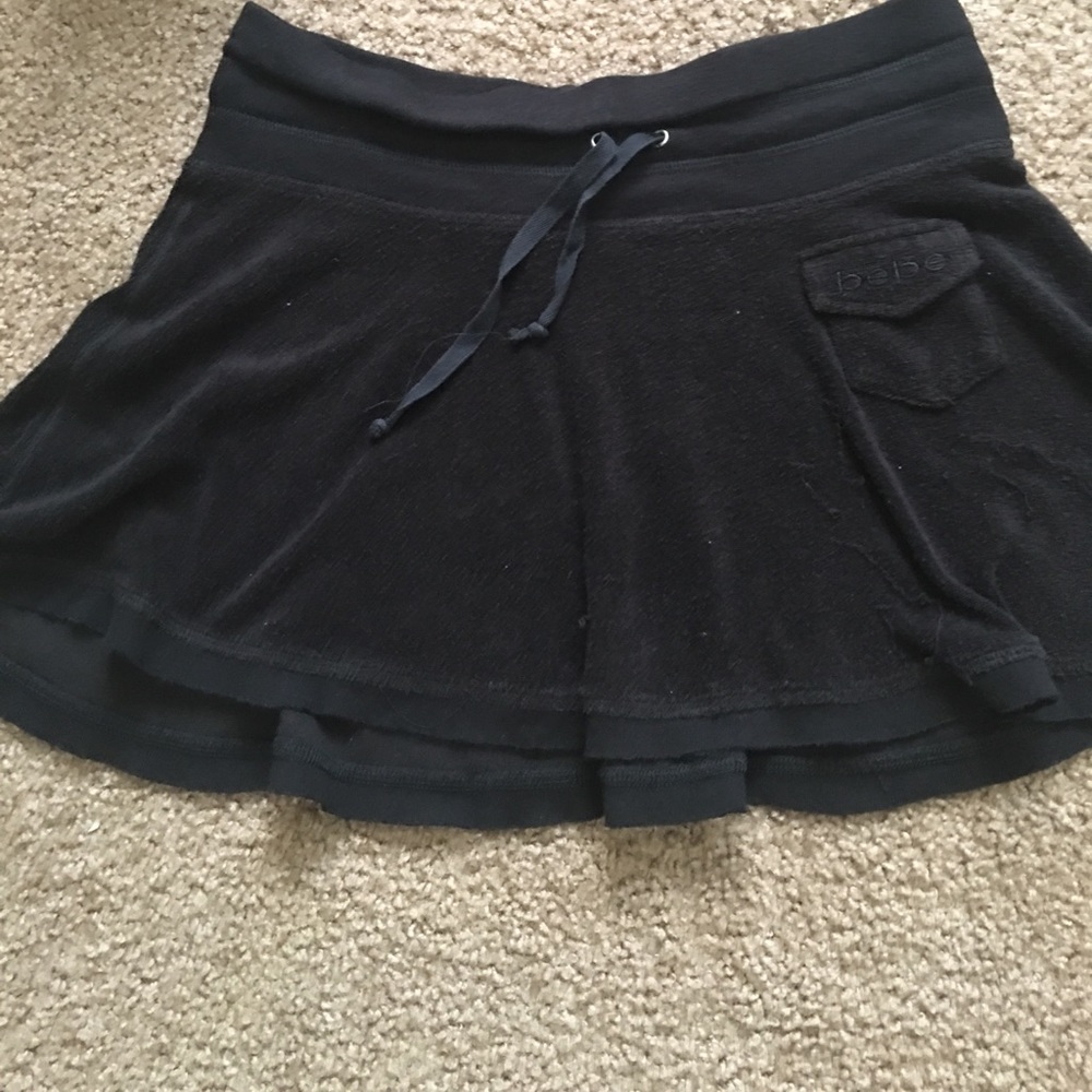 Bebe skirt