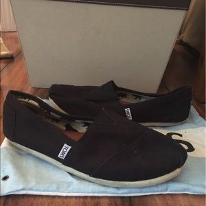 Classic black TOMS, size 9.5