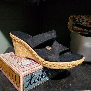 Womens Heeled wedges