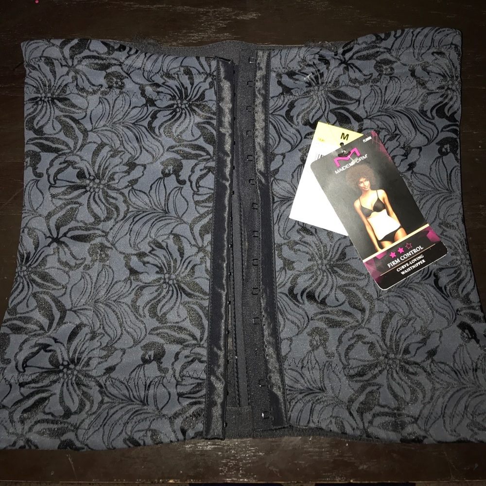 Cloth waist trainer/girdle