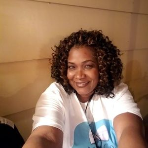 Meet your Posher, Adriane