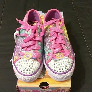 Beautiful girl skechers,