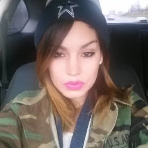 Meet your Posher, Iris