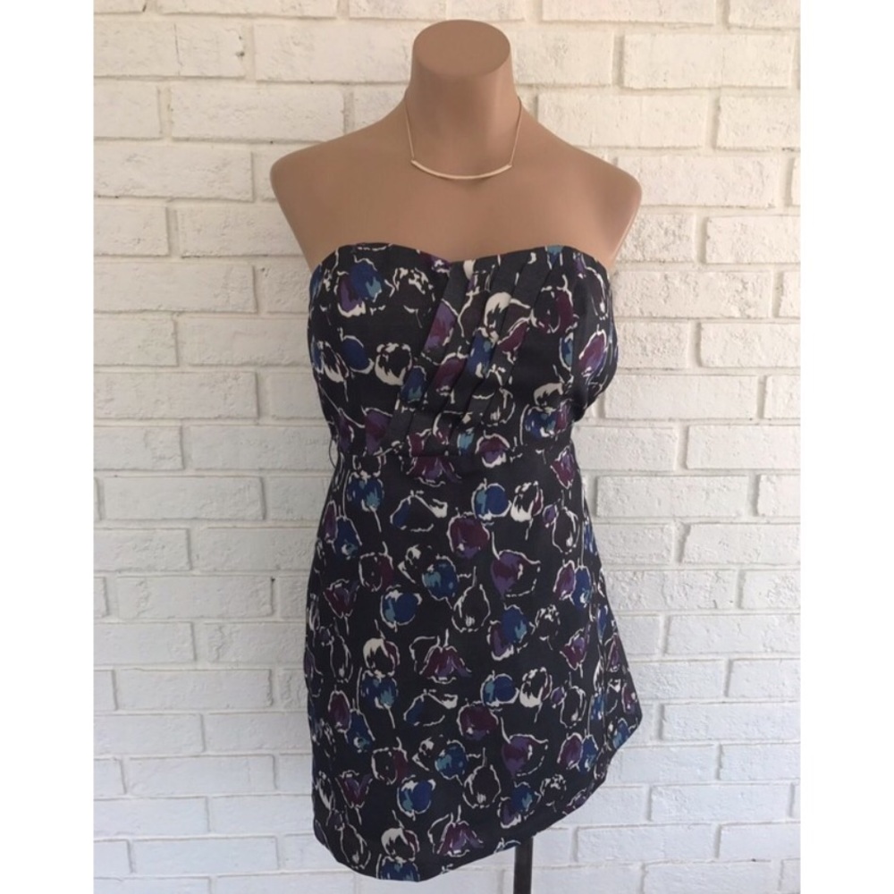 ⭐️Floral strapless shiny AE dress
