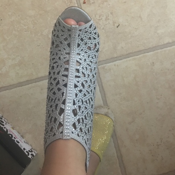 Is new - Picture 2 of 4