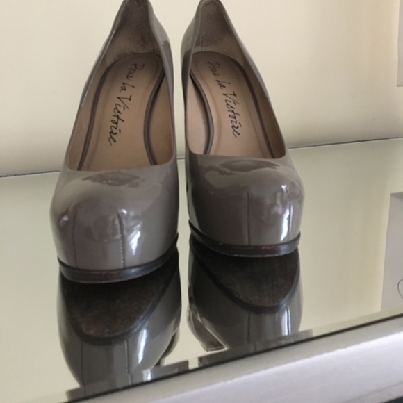 Shoes - Picture 2 of 3