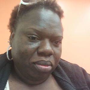 Meet your Posher, Juniece