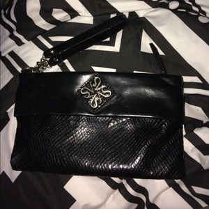 100% authentic Vera Wang Wristlet