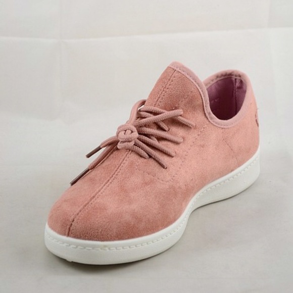 🇺🇸 SALE Blush Faux Suede Slip on Sneakers - Picture 5 of 5