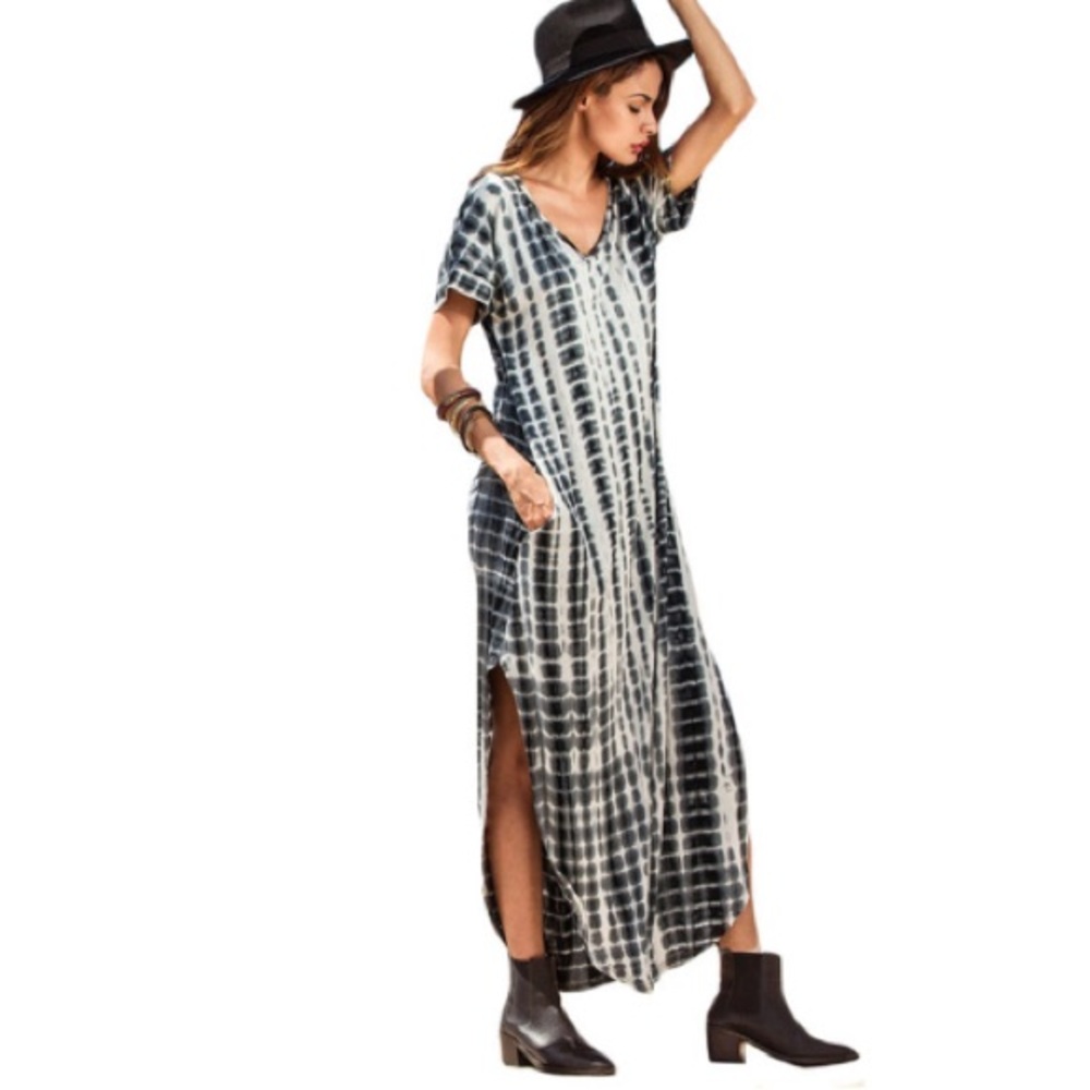 Short Sleeve Maxi Dress V Neck Boho Style
