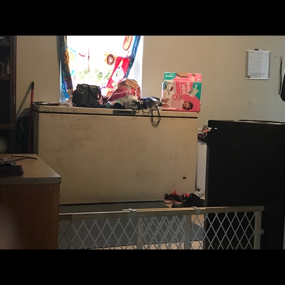 Huge deep freezer - Picture 1 of 1