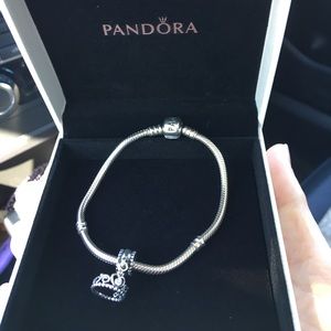 🌟AUTHENTIC Pandora Charm Bracelet w/ Charm🌟