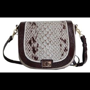 MUST GO! 🌟AUTHENTIC🌟 BRAHMIN Crossbody Bag!