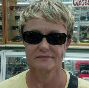 Meet your Posher, Sherry