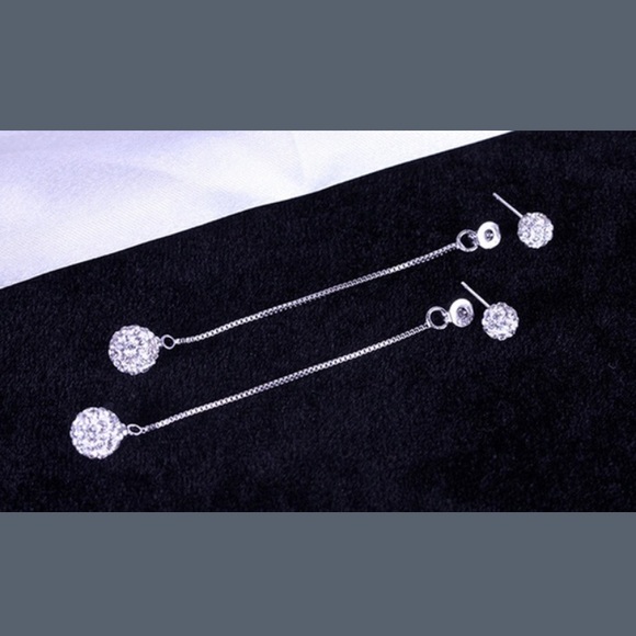 🚨LAST ONE!! - 2-Ball Dangle Earrings - Picture 4 of 4