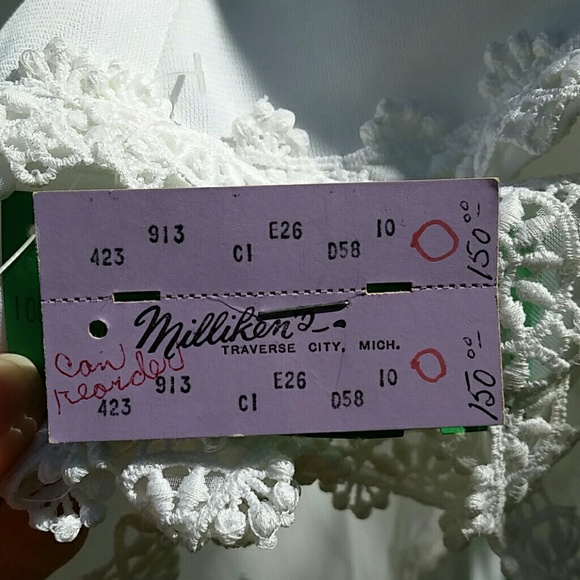 1970's NWT Lace Wedding Gown Vintage White - Picture 2 of 8