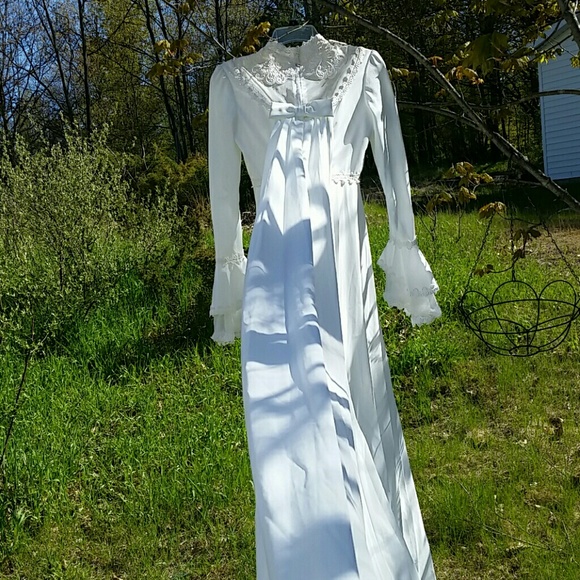 1970's NWT Lace Wedding Gown Vintage White - Picture 3 of 8