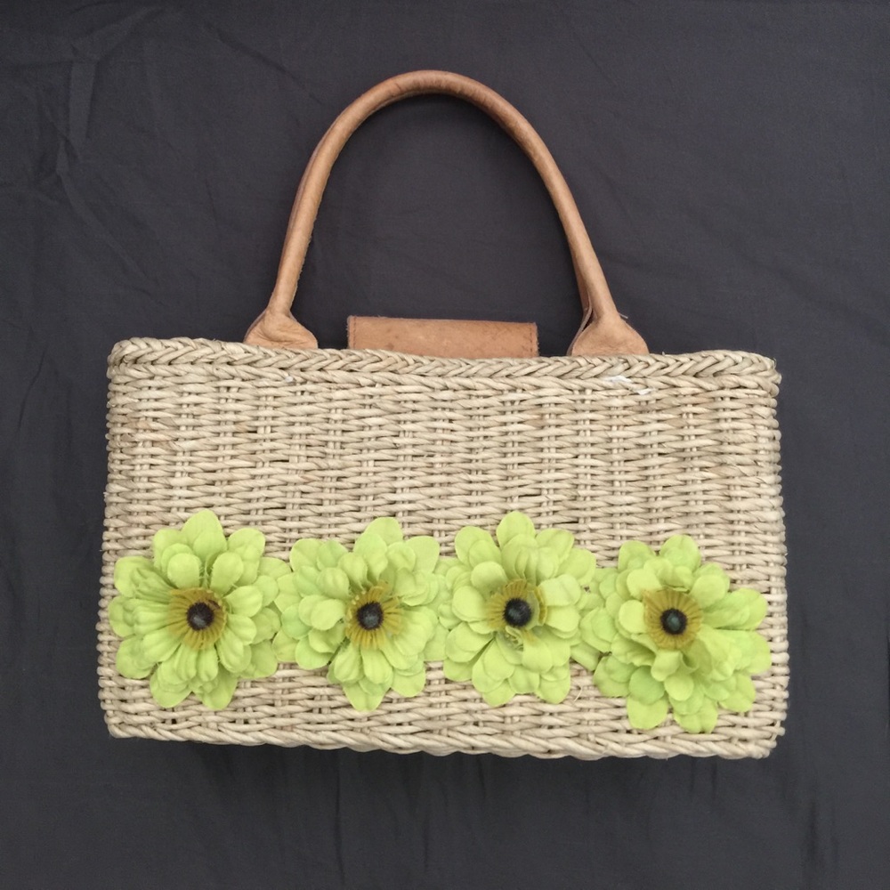 Wicker purse with flowers - perfect for the beach