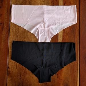 NEW!! 2 Panties Black and Light Pink