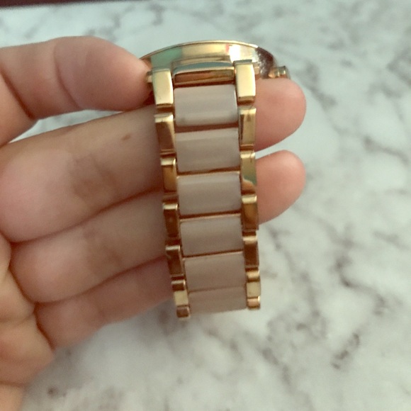 Women's Michael Kors Watch - Picture 2 of 4