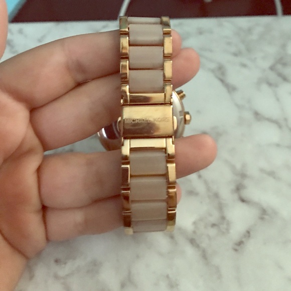 Women's Michael Kors Watch - Picture 3 of 4