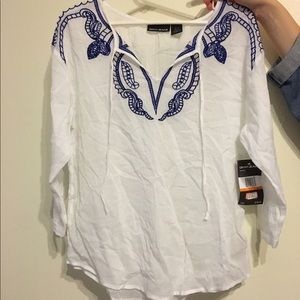 White with blue detail flowy beach top