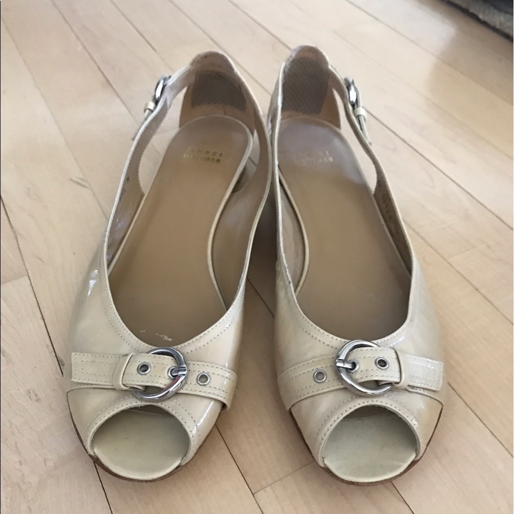 Stuart Weitzman sandal flats