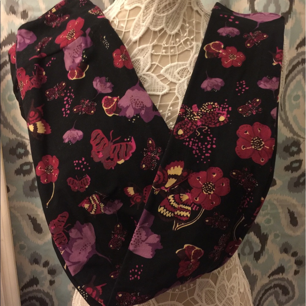 🆕 new OS butterfly and floral LuLaRoe leggings