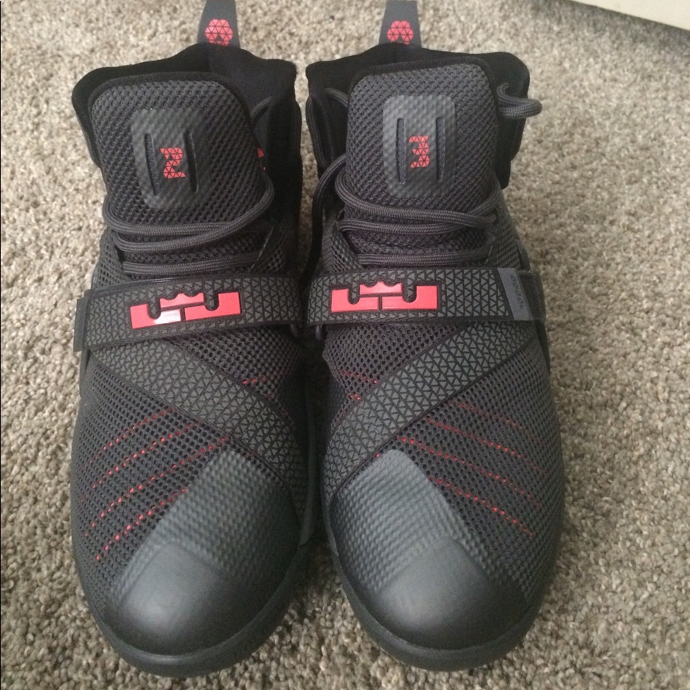 lebron shoes
