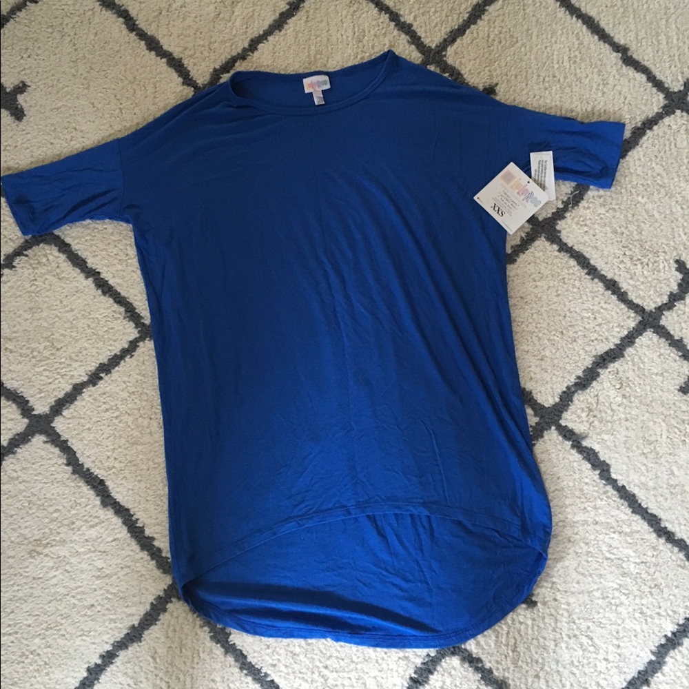 Lularoe top tunic. Irma.  NWT.  xxs