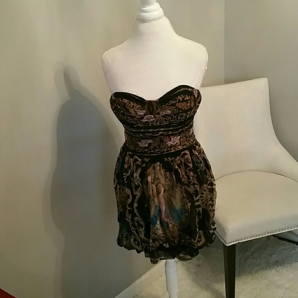 Bebe strapless party dress!