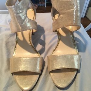 Jessica Simpson Metallic Heels!