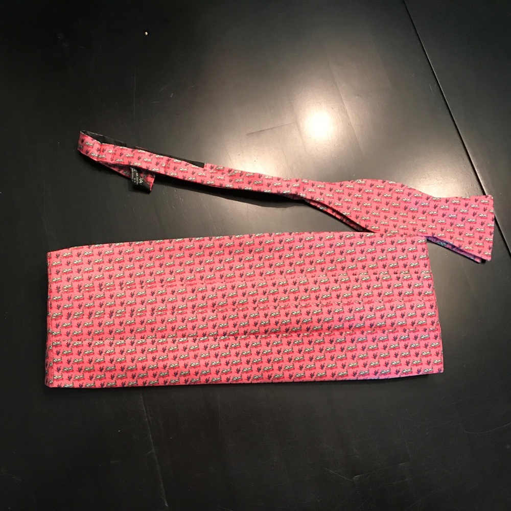 Custom print Vineyard Vines Cummerbund Set